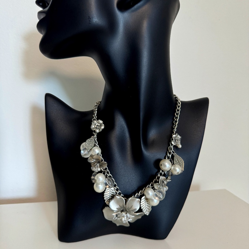Gorgeous Brushed Nickel Flower Necklace with Faux Pearl Accents